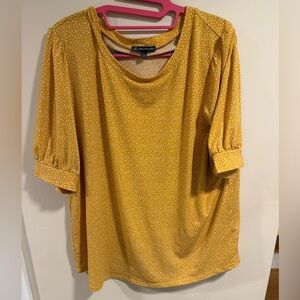 SOLD Adrianna Papell Mustard Yellow Floral Leaf Top Blouse Size XL